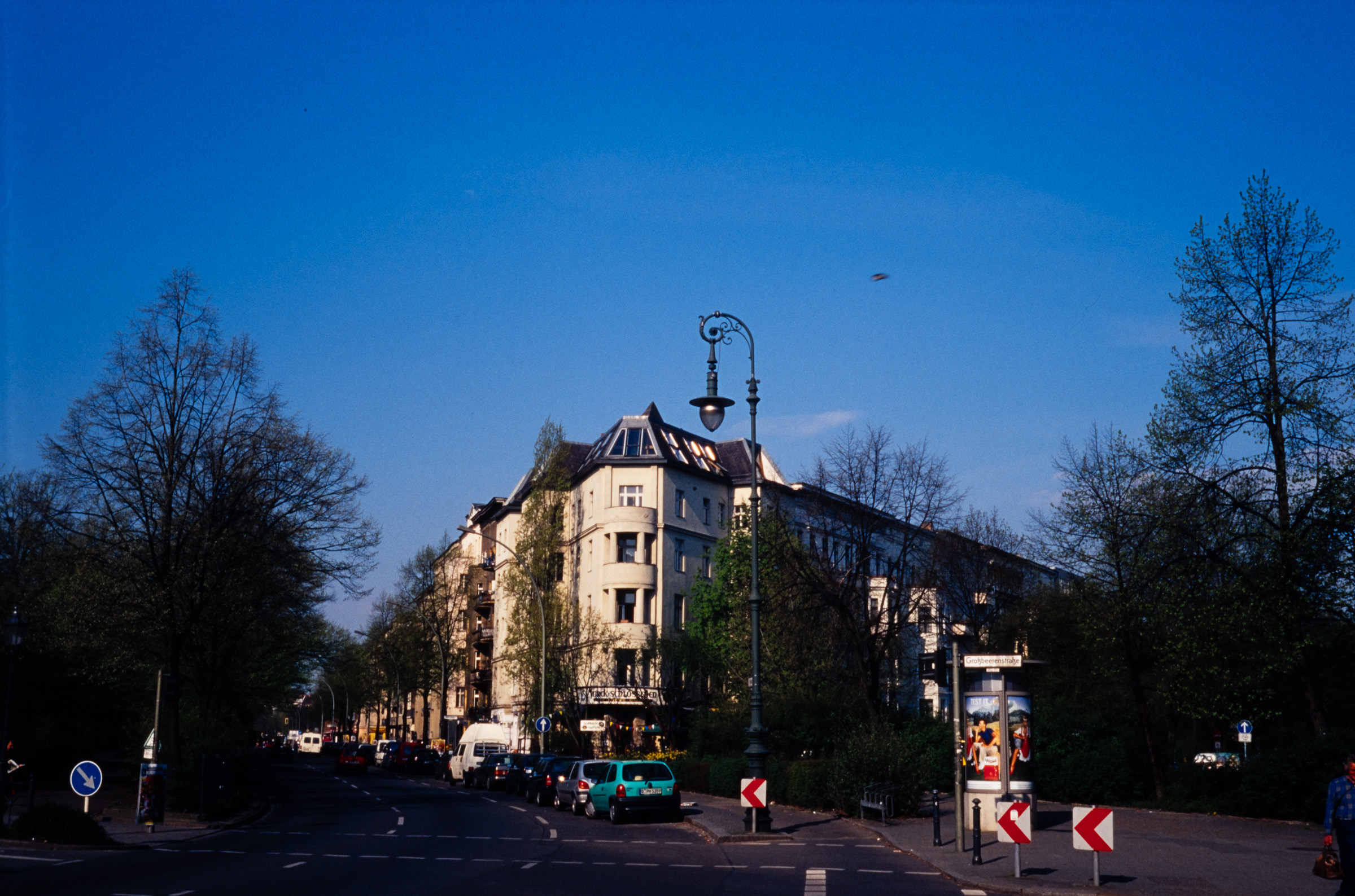 AHP F2001 07 005 sc240901 img15 NLP